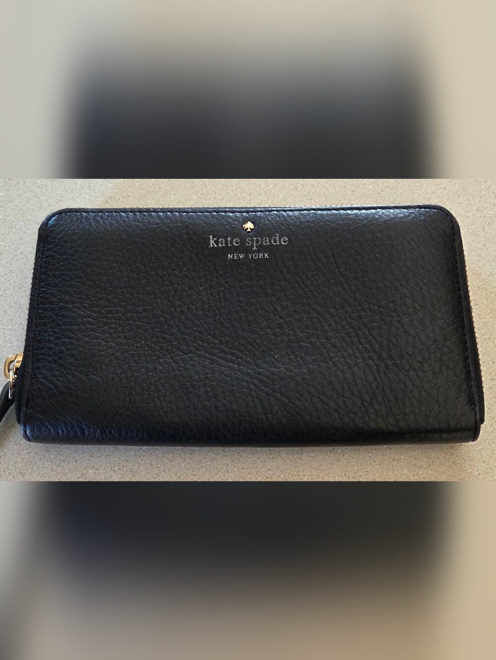 kate spade black pebbled leather zip wallet with gold spade logo